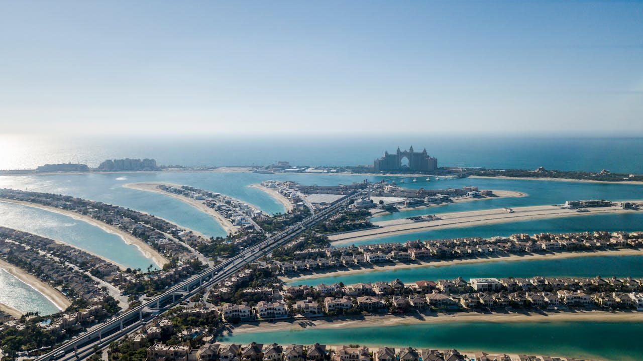 Aerial view of Palm Jumeirah for Canadian property buyers Aerial view of Palm Jumeirah for Canadian property buyers